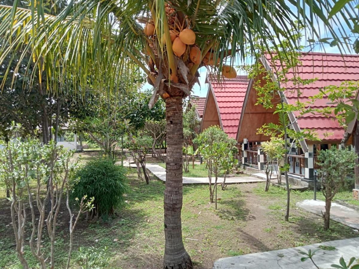 Meno Smile Cottages ギリ島 エクステリア 写真