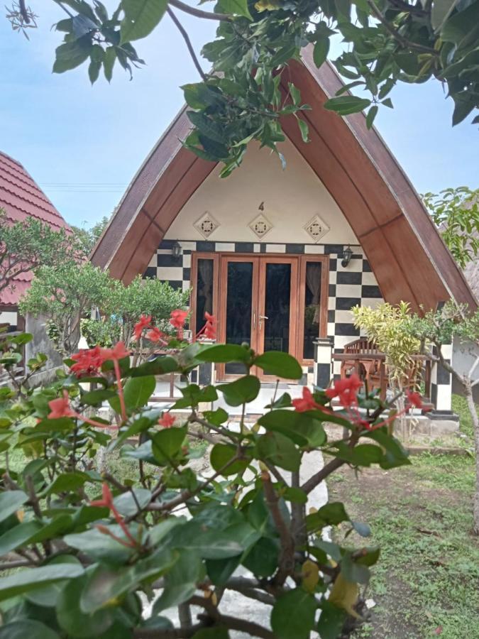 Meno Smile Cottages ギリ島 エクステリア 写真